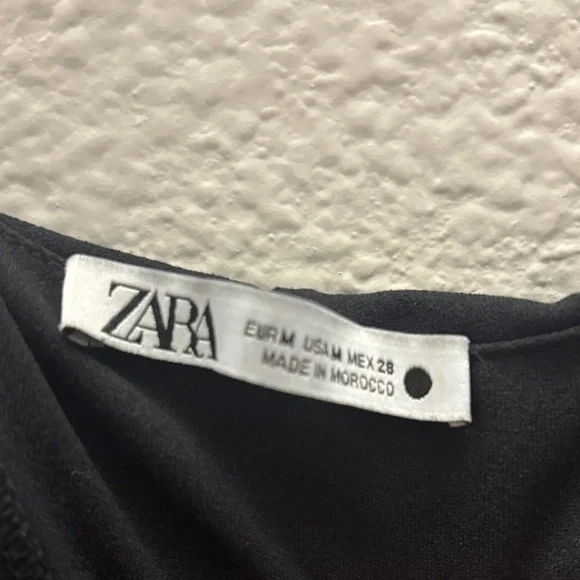 Zara Elegant Black Mini Dress - Picture 5 of 5